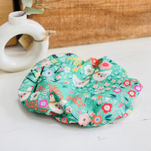 Load image into Gallery viewer, Berealcofabricfoodcoverpartychookshandmade