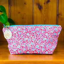 Load image into Gallery viewer, berealcotravelpackhandmadewaterresistantmadewithlove