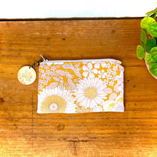 Load image into Gallery viewer, minizippursebyberealco.handmadewithlove