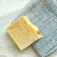 Load image into Gallery viewer, Sunnee Bee Murphy Soap Bar 110g - Be Real Co. for mother earth