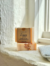 Load image into Gallery viewer, Sunnee Bee Ziggy Soap Bar 110g
